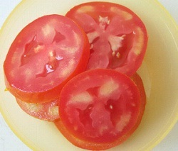 dark circles tomatoes