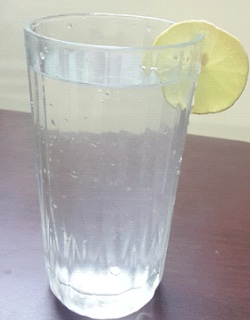 lemon water for oily skin